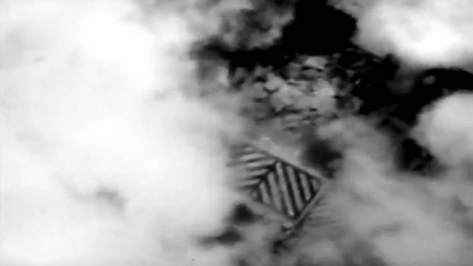 1945年轰炸日军机场目标