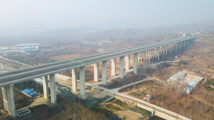 济泰高速 高速公路 冬季高速  雾