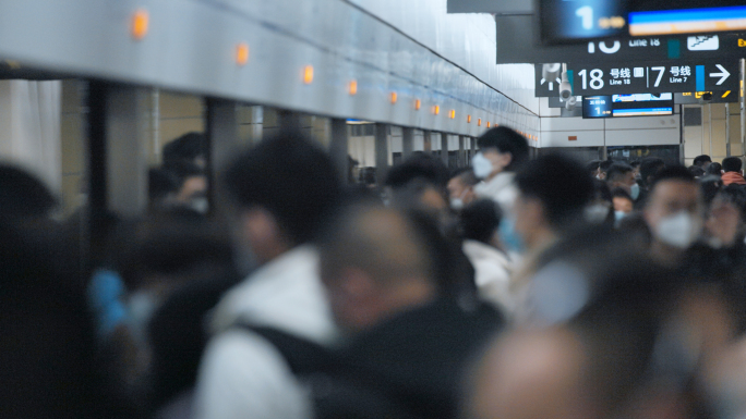 地铁上班时钟城市时间脚步人群人流人口背影