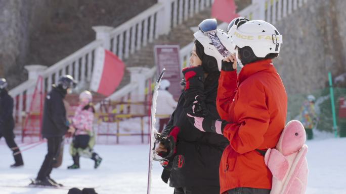 滑雪场户外体育极限运动人文