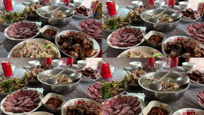 中国新年春节年夜饭家庭团圆吃饭聚餐美食