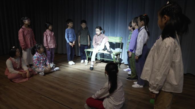4K学校儿童情景剧话剧表演舞台表演