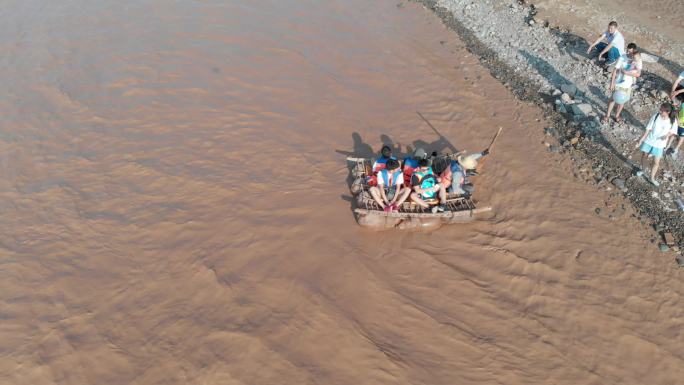 兰州黄河羊皮筏子航拍