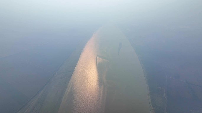 雾霾下的黄河水库湿地航拍