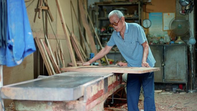 木匠木工刨木头木材木板加工木雕