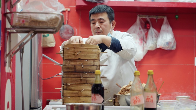 鲜肉汤包虾仁灌汤包