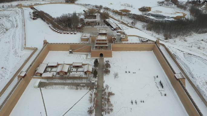 雪后嘉峪关