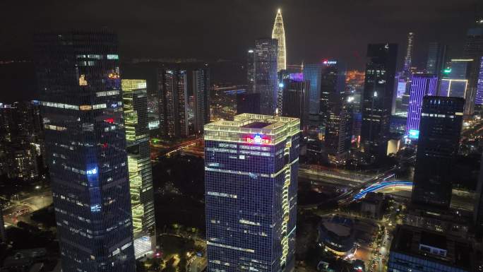 深圳南山区科技园建筑群夜景航拍