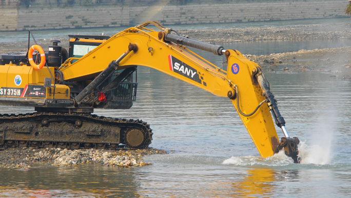 挖掘机工程机械淤泥清理挖挖机河道疏通清淤