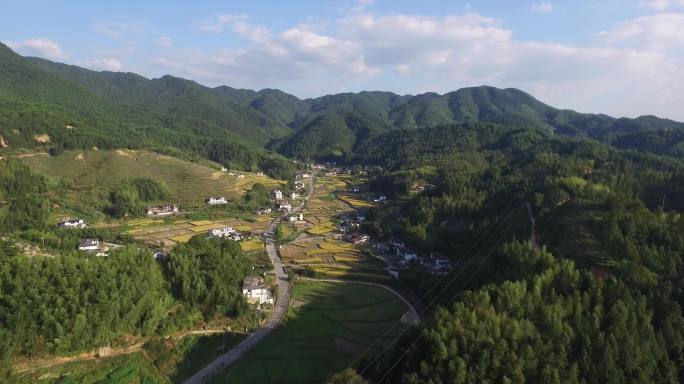 山村航拍延时梯田