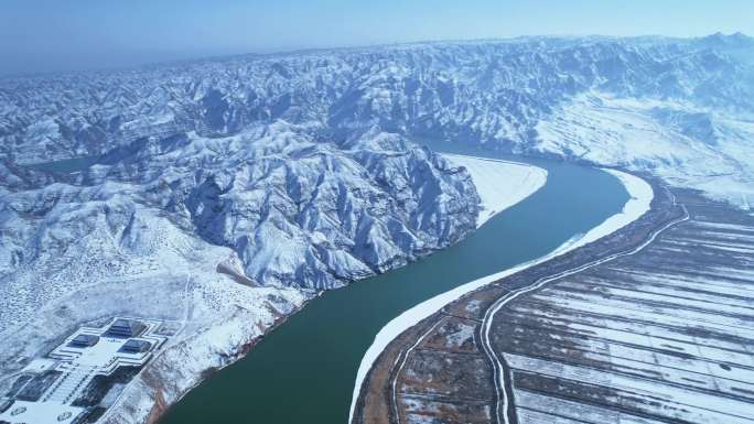 14段素材：航拍黄河大峡谷雪景