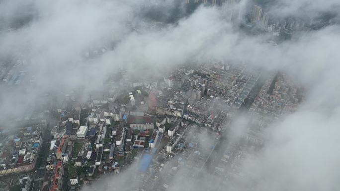 云端俯视小县城
