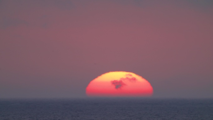 海上日出特写镜头