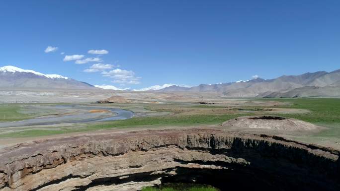 新疆自驾南北疆独库公路自驾游延时航拍