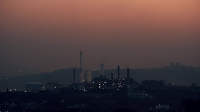 工厂化工工业重工业污染灰蒙蒙的天空