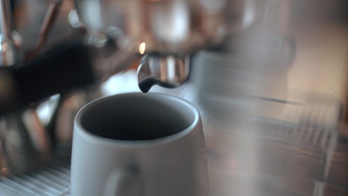 4K咖啡厅咖啡机做咖啡