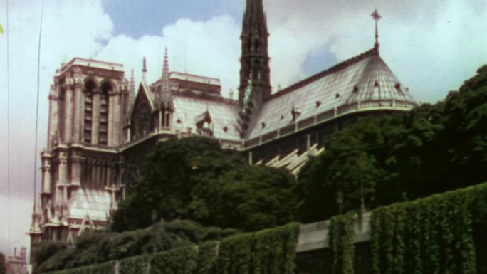 50年代巴黎城市马车埃菲尔铁塔塞纳河