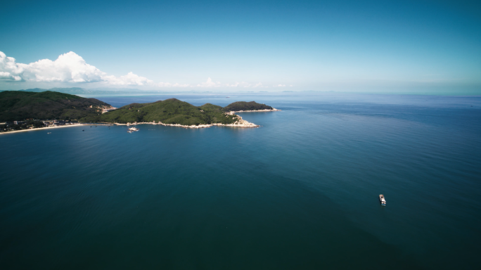 汕头南澳岛航拍海岛公路灯塔度假旅拍4K