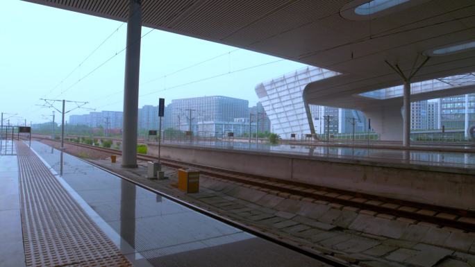 杭州东站高铁站列车出发上下客站台