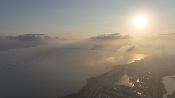 深圳南山区深圳湾日落晚霞