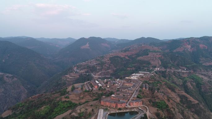 航拍云南山村