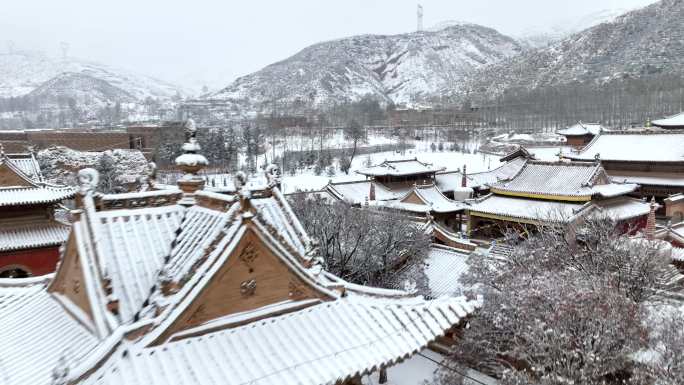 雪后瞿昙寺