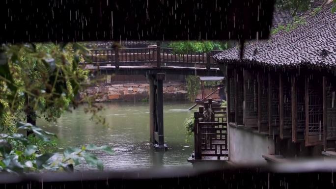 【原创可商用】烟雨江南下雨时候的古镇