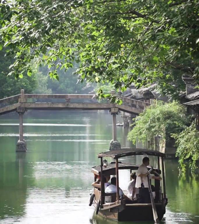 【原创可商用】夏季江南水乡游船建筑