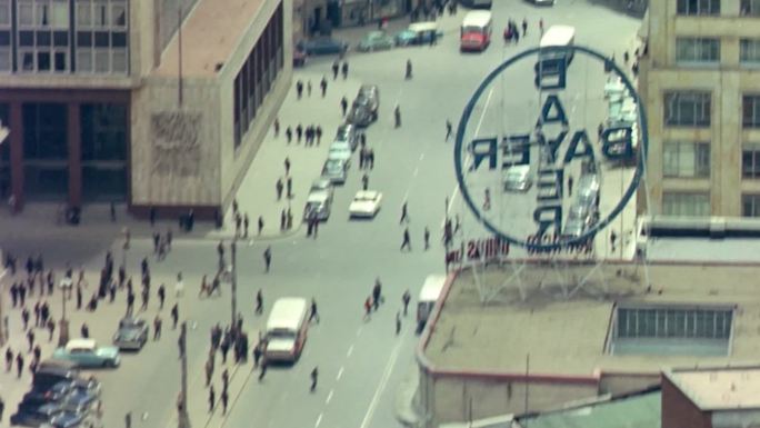 60年代波哥大哥伦比亚城市街道人群建筑