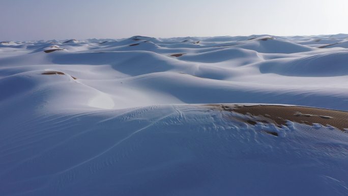 沙漠航拍风光 沙漠地质公园 雪地