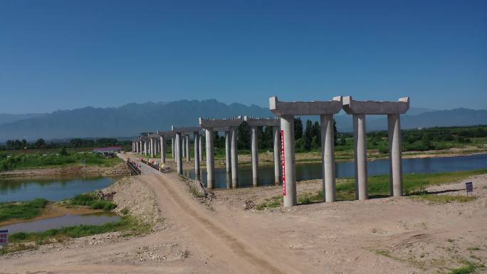 4K原素材航拍渭河大桥修建