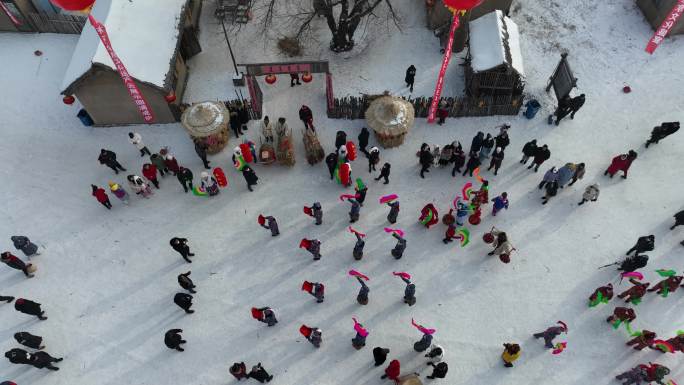 吉林市雪地上表演扭秧歌