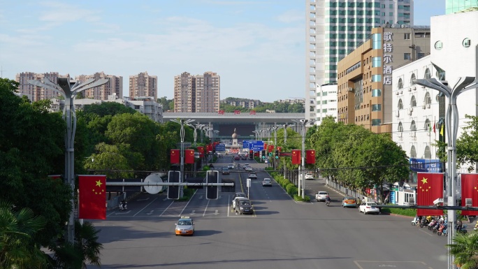 绵阳涪城区火车站城市马路4K延时