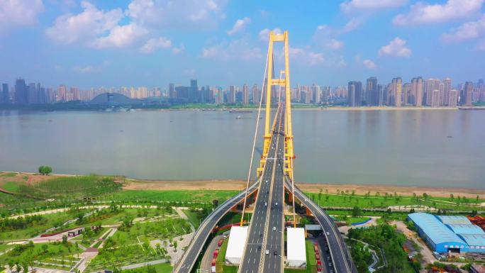 航拍武汉杨泗港长江大桥日景4k视频