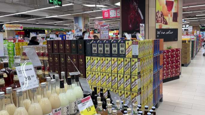 4K原创 酒水饮料 展示 销售 逛超市