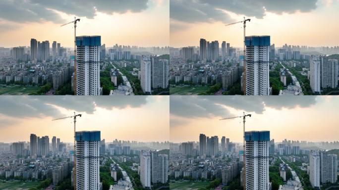 4K武汉房地产高楼施工转动中的塔吊