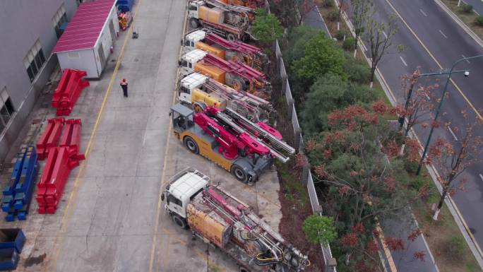 工程车隧道钻探车