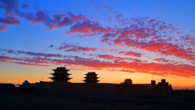 城楼日出