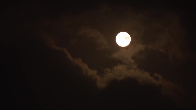 月亮升起 月亮云  夜景月色 乌云蔽月