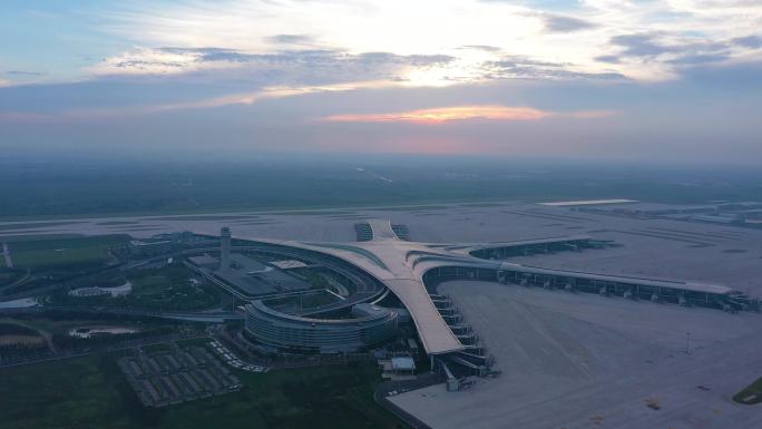 青岛胶东国际机场4k高清航拍素材 夕阳
