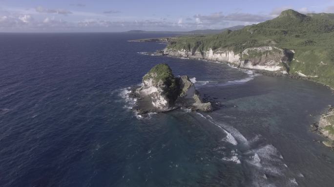 4K美国塞班海岛大海悬崖海浪礁石风光航拍