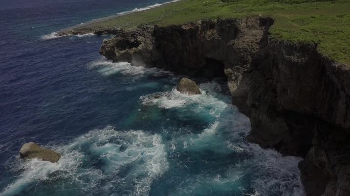 4K美国塞班海岛大海悬崖海浪礁石风光航拍