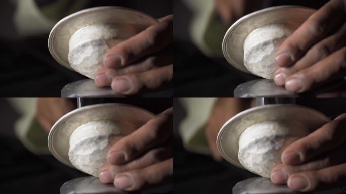 银碗制作成果 银瓶打造西藏银碗捶打过程
