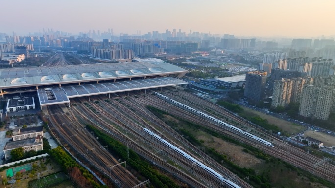 航拍杭州东站火车站
