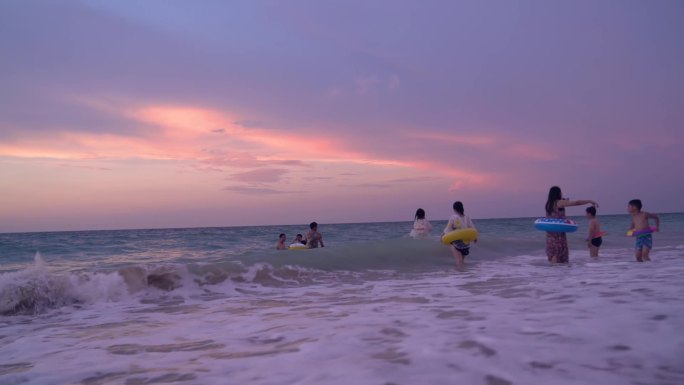 涠洲岛唯美大海海滩夕阳云彩海浪