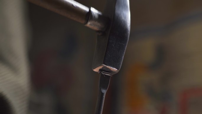 精湛工艺 锻造 铸造 打铁 锤铁 银器