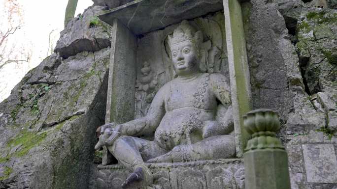 杭州灵隐寺  石雕佛像