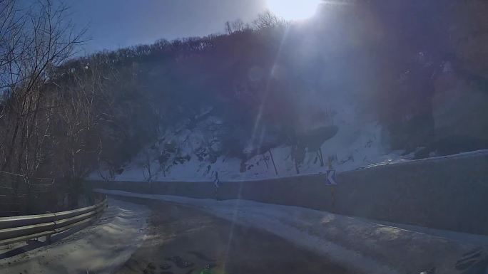 行车素材.北京松闫路跑山看雪