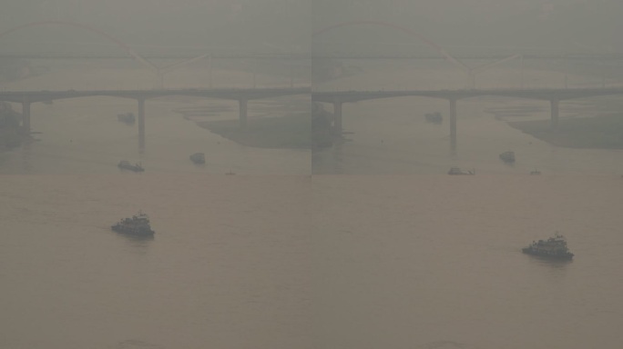 重庆-江上经济 灰度拍摄