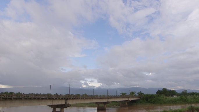 广阔天空